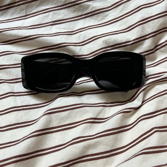 Celine Triomphe Rectangular Black Sunglasses - Picture 4 of 11